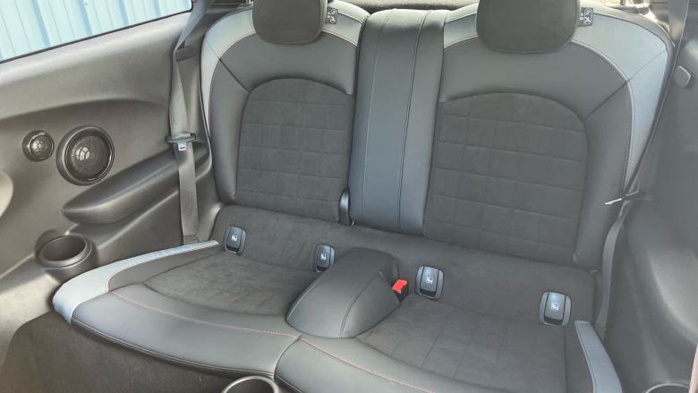 MINI Hatchback 2.0 Cooper S Sport 3dr Auto Petrol Hatchback